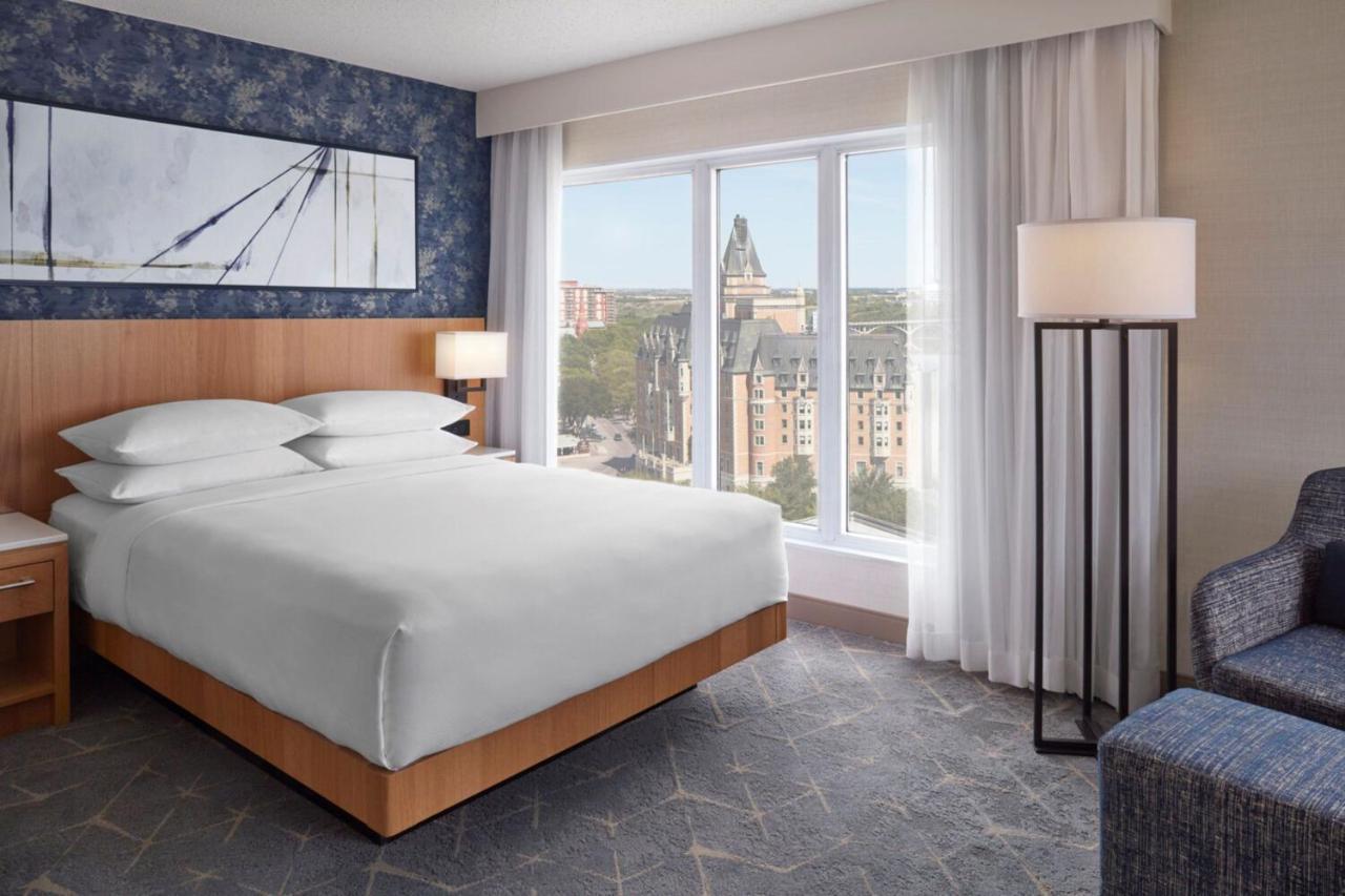 Delta Hotels By Marriott Saskatoon Downtown Esterno foto